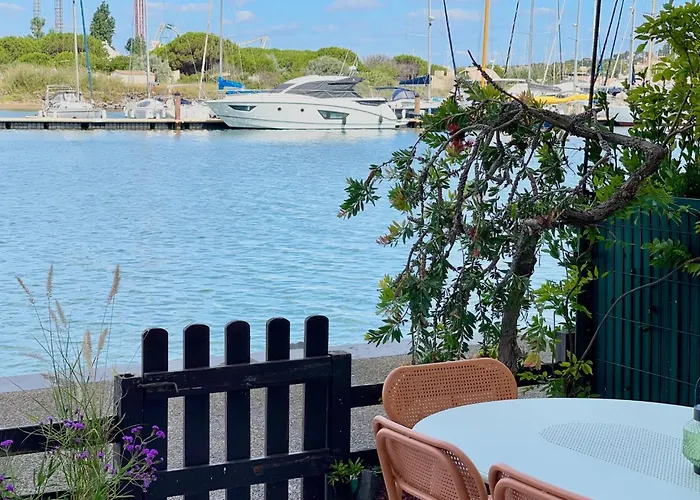 Au Bord De L'eau - Cosy Au Cap D'agde * آجد